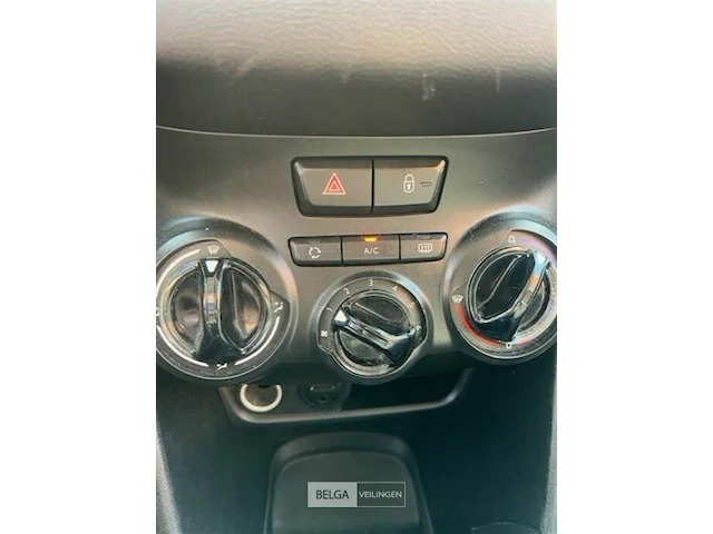 Peugeot 208 - afbeelding 5 van  14