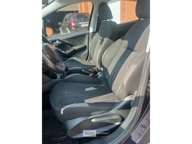 Peugeot 208 - afbeelding 11 van  14