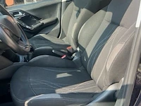Peugeot 208 - afbeelding 11 van  14