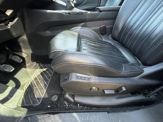 Peugeot 3008 1.2 puretech allure 130, 2017 - afbeelding 19 van  28