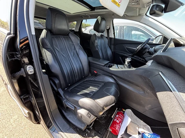 Peugeot 3008 1.2 puretech allure 130, 2017 - afbeelding 24 van  28