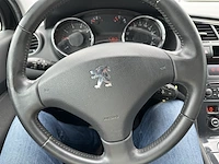 Peugeot 3008 1.6i premium 120,2010 - afbeelding 2 van  26