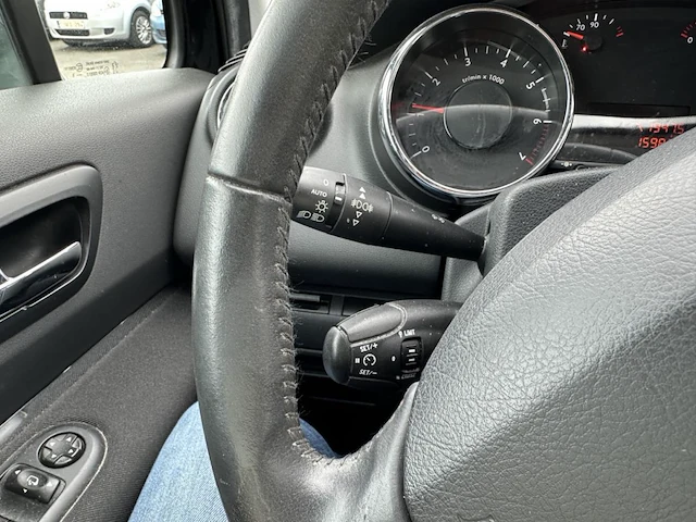 Peugeot 3008 1.6i premium 120,2010 - afbeelding 26 van  26