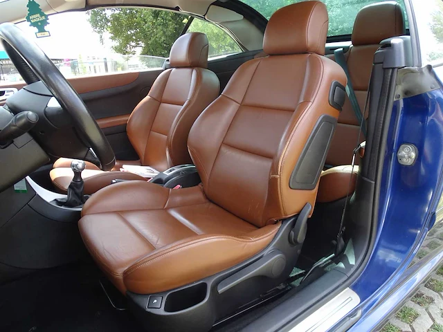 Peugeot 307 cc 1.6i xr - afbeelding 28 van  57