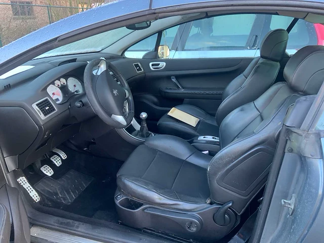 Peugeot 307 personenauto cabriolet - afbeelding 16 van  17