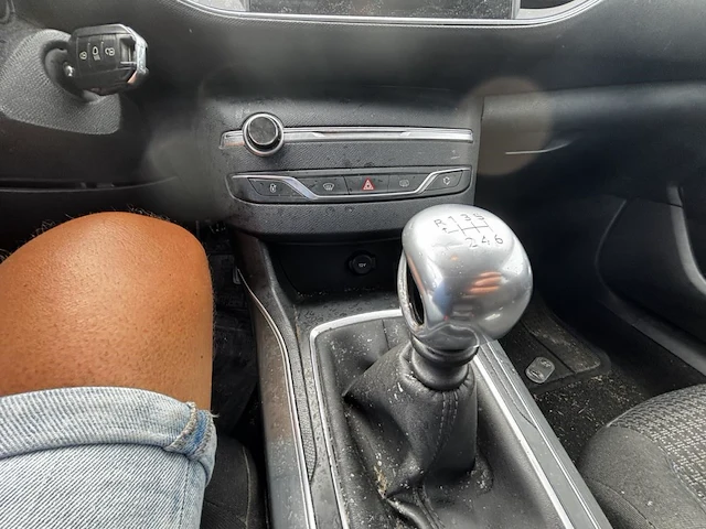 Peugeot 308 1.5 bluehdi style (eu6.2) 102,2018 - afbeelding 2 van  25