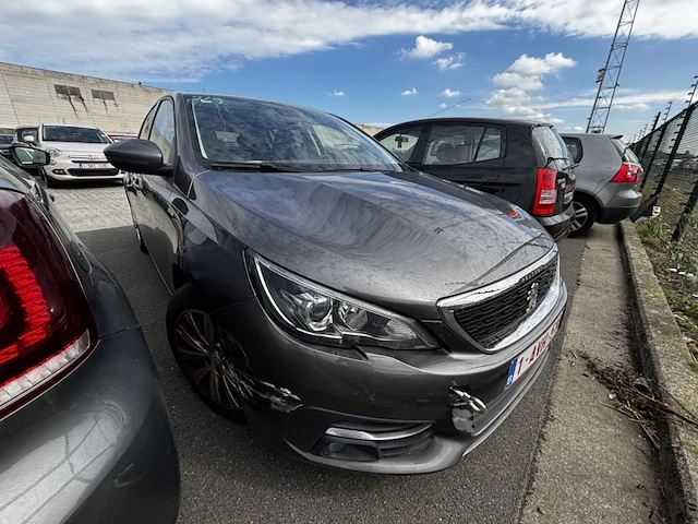 Peugeot 308 1.5 bluehdi style (eu6.2) 102,2018 - afbeelding 19 van  25