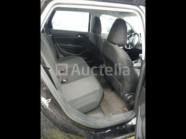 Peugeot 308 stationwagen (2017-211.679 km) - afbeelding 4 van  34