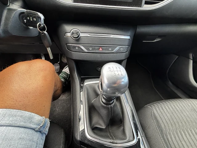 Peugeot 308 sw 1.6 bluehdi active stt 116,2015 - afbeelding 2 van  31