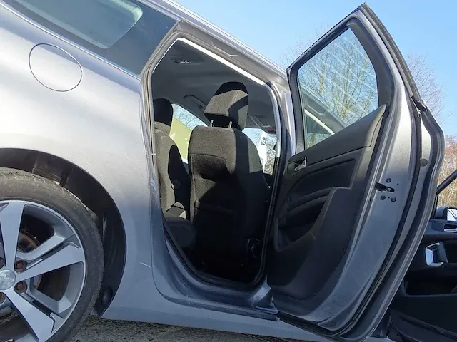 Peugeot 308 sw 1.6 e-hdi - afbeelding 16 van  50