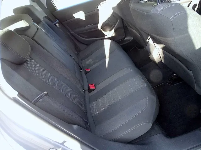 Peugeot 308 sw 1.6 e-hdi - afbeelding 17 van  50