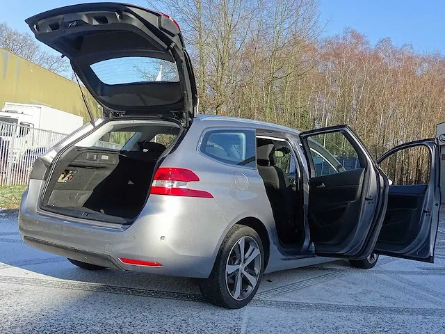 Peugeot 308 sw 1.6 e-hdi - afbeelding 19 van  50
