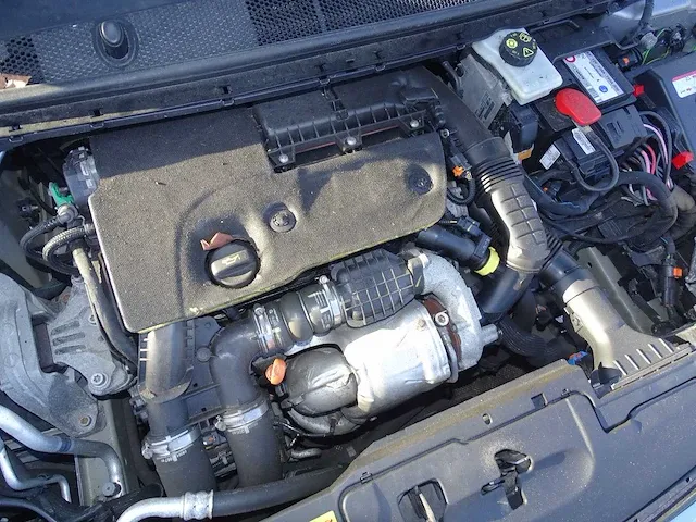 Peugeot 308 sw 1.6 e-hdi - afbeelding 43 van  50