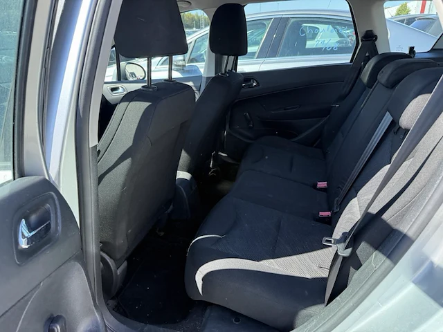 Peugeot 308 sw 1.6 hdi access 92, 2011 - afbeelding 18 van  31