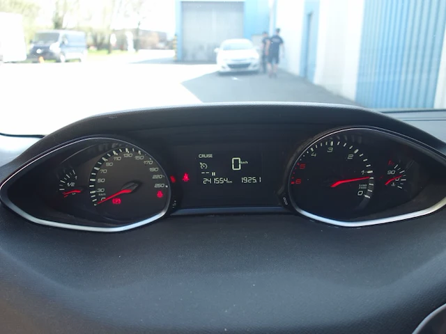 Peugeot 308 - afbeelding 4 van  17