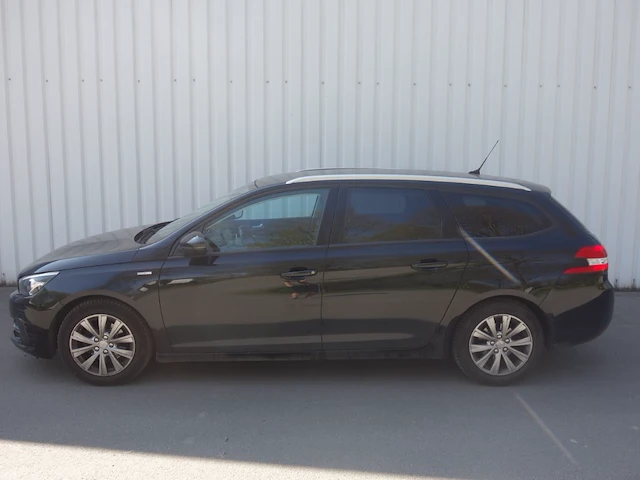 Peugeot 308 - afbeelding 1 van  17