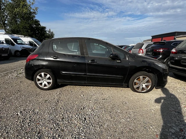 Peugeot 308 - afbeelding 10 van  15