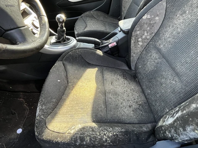 Peugeot 308 - afbeelding 15 van  15