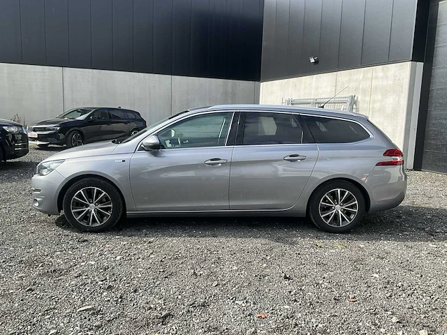 Peugeot 308 - afbeelding 23 van  37