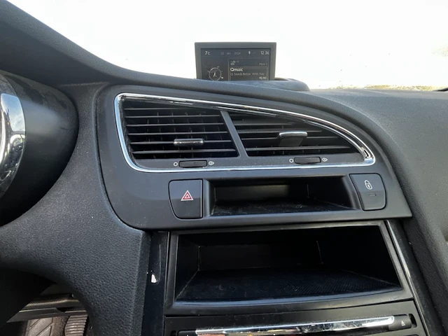 Peugeot 5008 1.6i access, 2015 - afbeelding 2 van  31