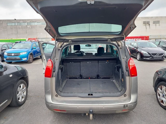 Peugeot 5008 5008 1.6 hdi premium pack fap 112, 2012 - afbeelding 4 van  39
