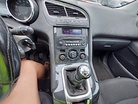 Peugeot 5008 5008 1.6 hdi premium pack fap 112, 2012 - afbeelding 14 van  39