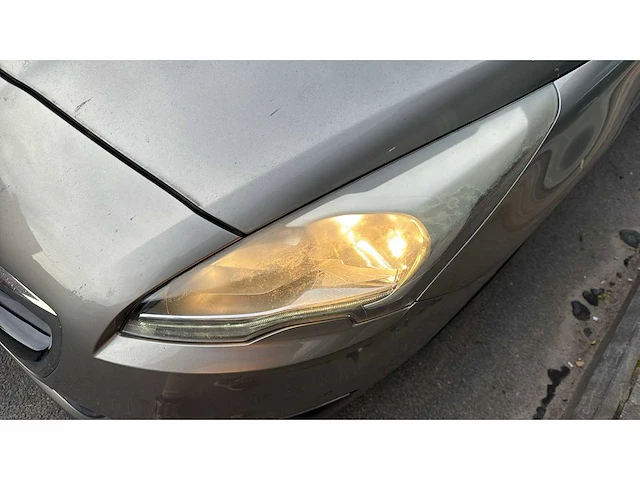 Peugeot 5008 personenauto - afbeelding 4 van  31