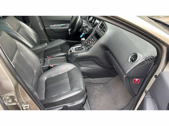 Peugeot 5008 personenauto - afbeelding 15 van  31