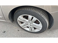 Peugeot 5008 personenauto - afbeelding 18 van  31