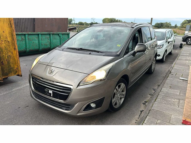 Peugeot 5008 personenauto - afbeelding 28 van  31
