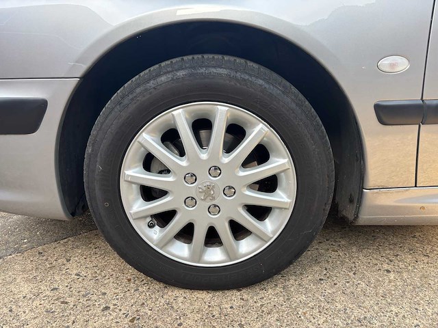 Peugeot 607 personenauto - afbeelding 36 van  36