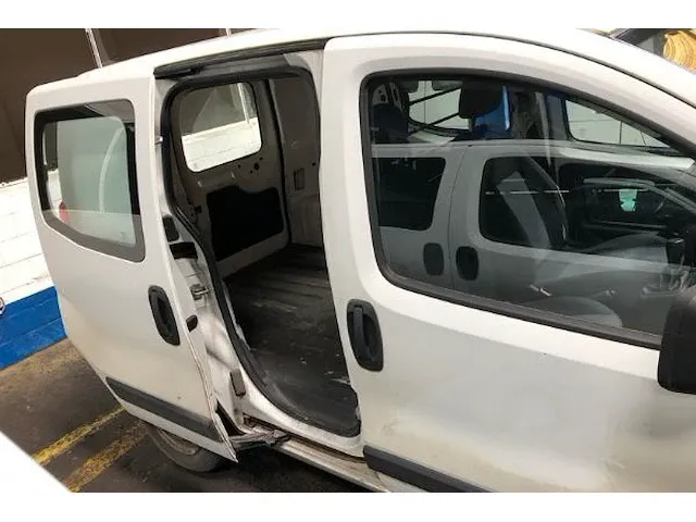 Peugeot bipper - afbeelding 13 van  18