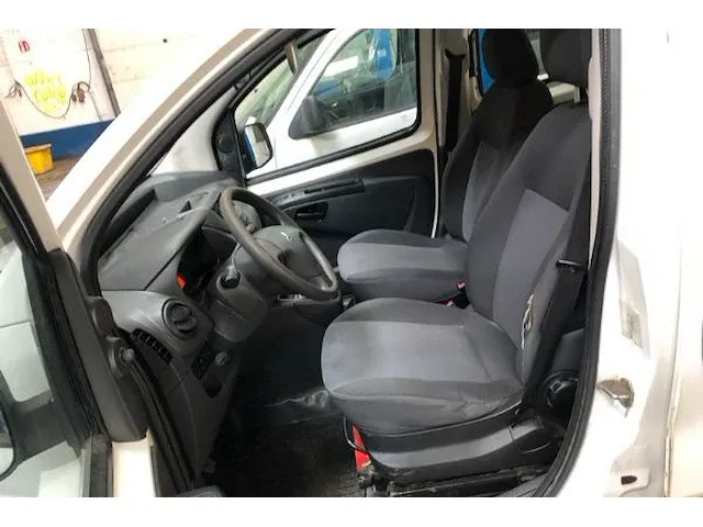 Peugeot bipper - afbeelding 18 van  20