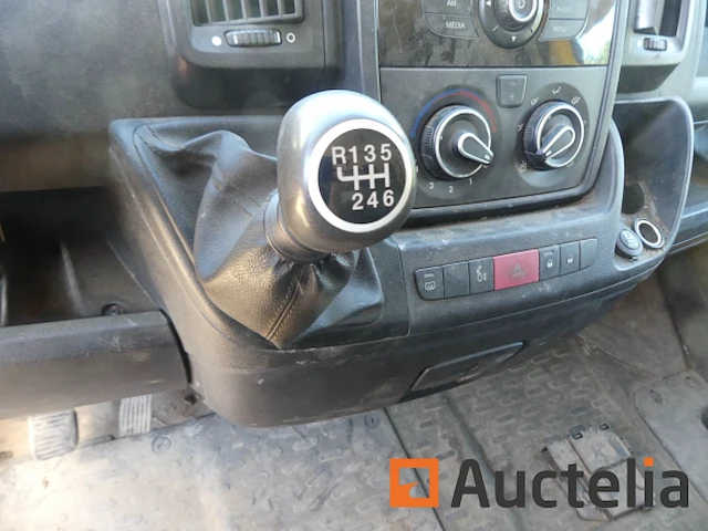 Peugeot boxer bestelwagen (2012-260.459 km) (vf3ycpmfc12203908) - afbeelding 34 van  45