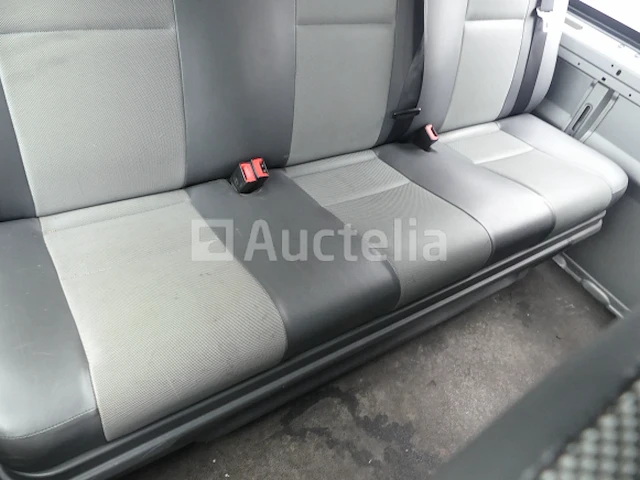 Peugeot boxer bestelwagen met dubbele cabine (2015-71.878 km) - vin vf3yctmfc12a07825 - afbeelding 8 van  34