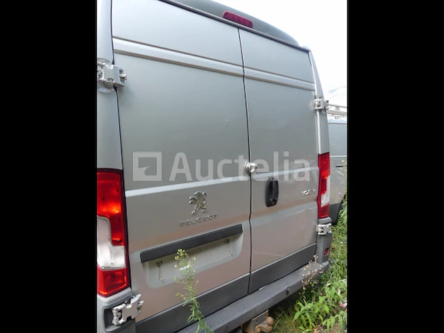 Peugeot boxer bestelwagen met dubbele cabine (2016-154.129 km) - vin vf3yctmfc12c05475 - afbeelding 45 van  45