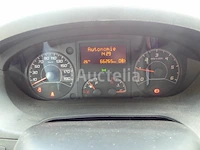 Peugeot boxer bestelwagen met dubbele cabine (2016-66.265 km) - vin vf3yctmfc12c05247 - afbeelding 18 van  40