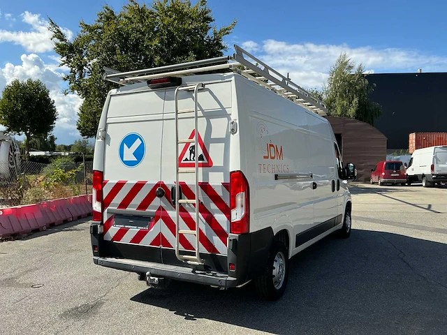 Peugeot boxer lichte vrachtwagen - afbeelding 11 van  16