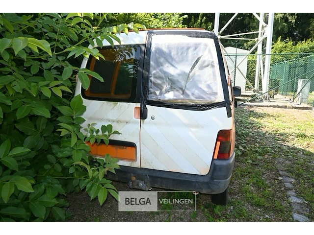 Peugeot boxer lichte vrachtwagen - afbeelding 5 van  18