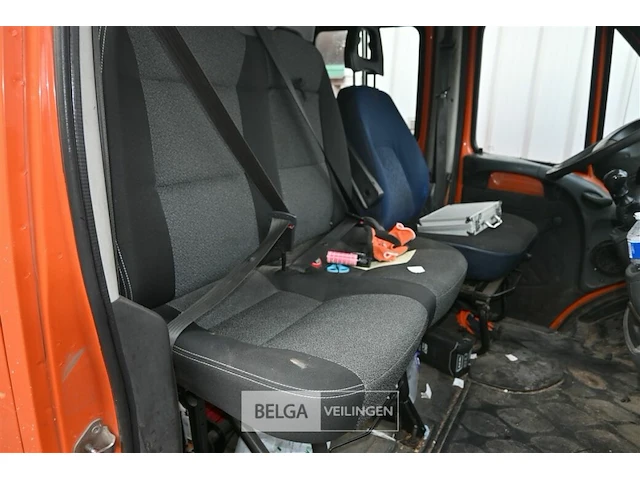 Peugeot boxer lichte vrachtwagen - afbeelding 15 van  19