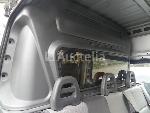 Peugeot boxer multicab bestelwagen (2015-159.750 km) - afbeelding 13 van  37
