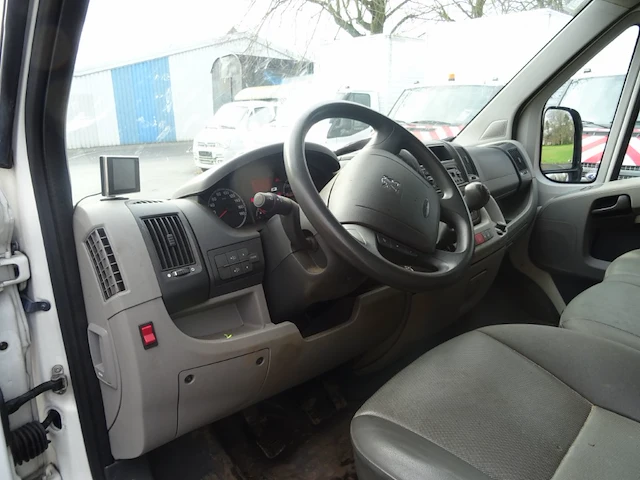 Peugeot boxer - afbeelding 12 van  26