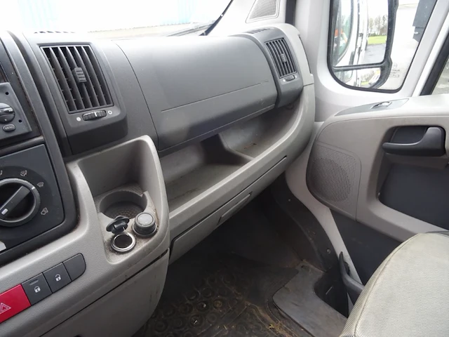 Peugeot boxer - afbeelding 17 van  24
