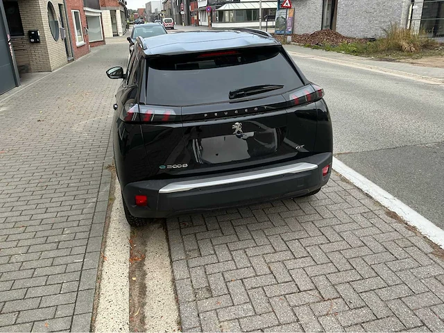 Peugeot e 2008 personenauto - afbeelding 11 van  16