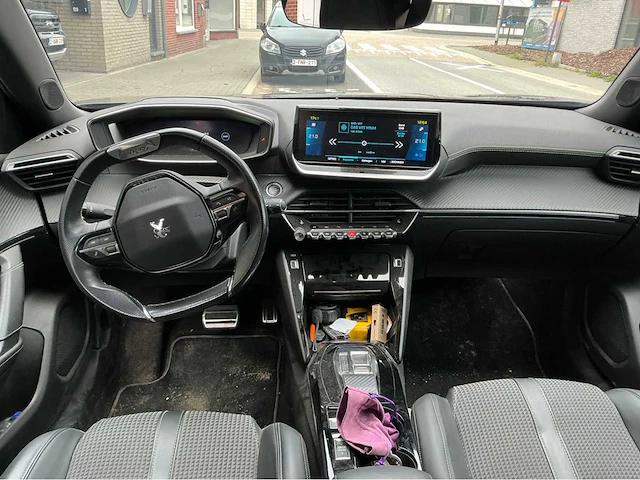 Peugeot e 2008 personenauto - afbeelding 16 van  16