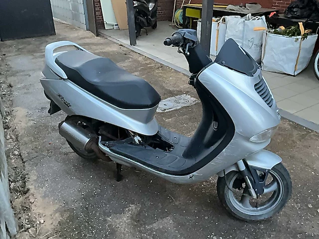 Peugeot elyseo scooter - afbeelding 3 van  5