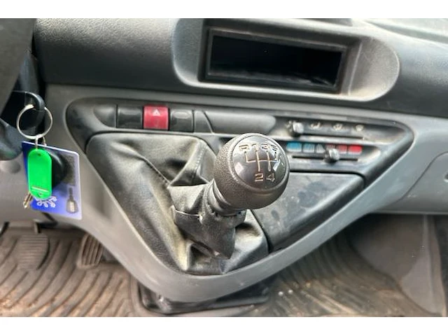 Peugeot expert hdi - afbeelding 29 van  30