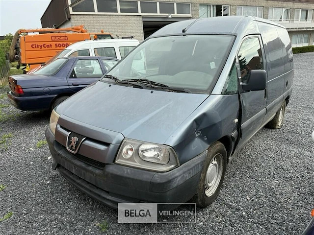 Peugeot expert lichte vrachtwagen (inbeslagname) - afbeelding 3 van  9