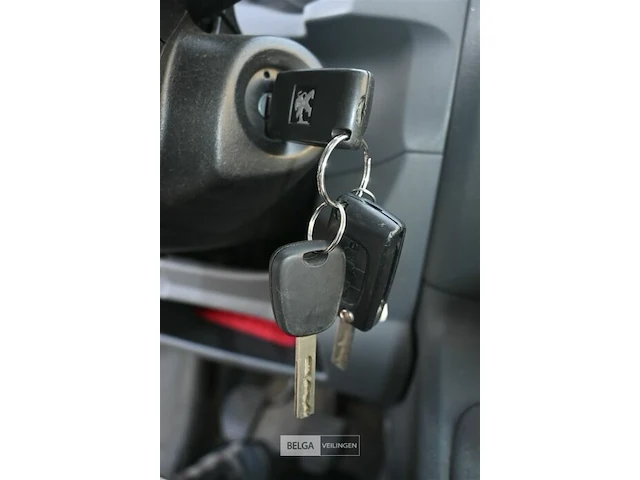 Peugeot expert lichte vrachtwagen - afbeelding 2 van  25