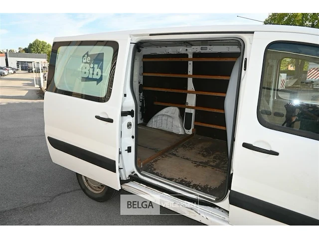 Peugeot expert lichte vrachtwagen - afbeelding 17 van  25